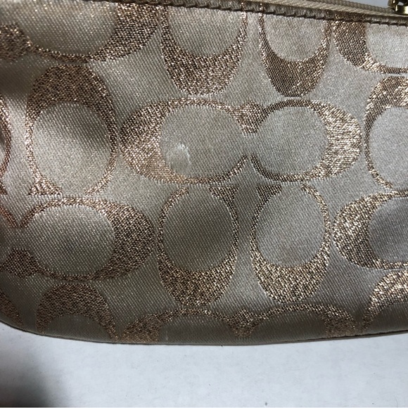 Coach wristlet - Picture 9 of 9